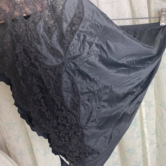 Vintage Half Slip Black nylon lace trim large - Picture 4 of 7
